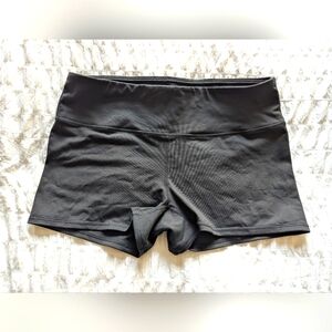 ROKFIT Black booty shorts Sz.L